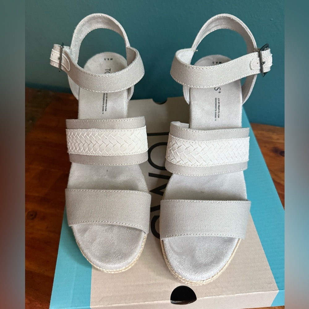 Toms Pebble Gray Sandals with Ankle Strap. Canvas with braided suede. Size 8.5